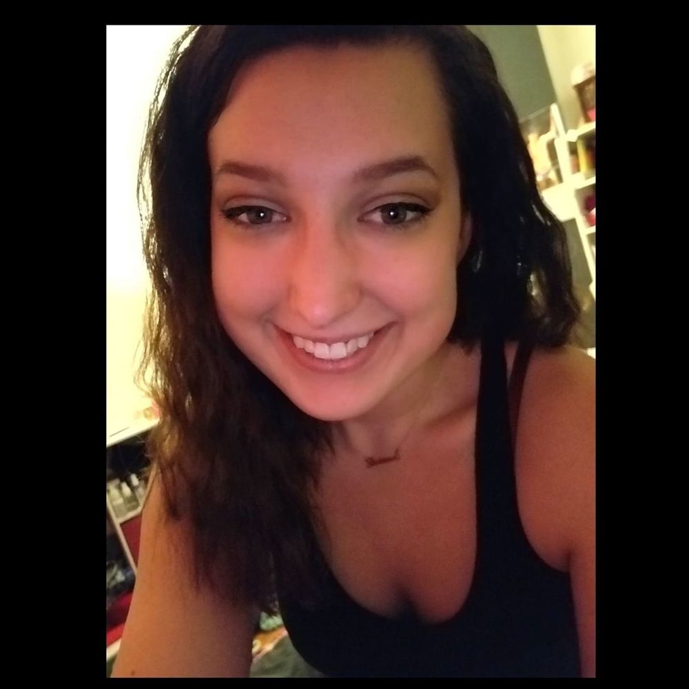 Meet your Posher, Briana